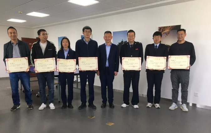 市產(chǎn)投集團(tuán)團(tuán)委舉辦“慶五一、迎五四”球類聯(lián)誼比賽(圖3)